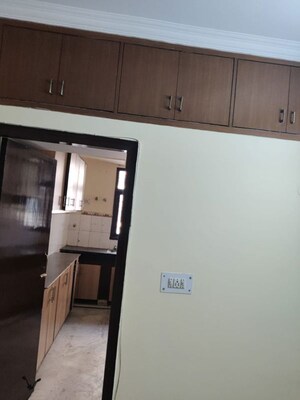 Kitchen in 3.5 BHK Apartment at Alaknanda Society, Sector 56 – for Rent