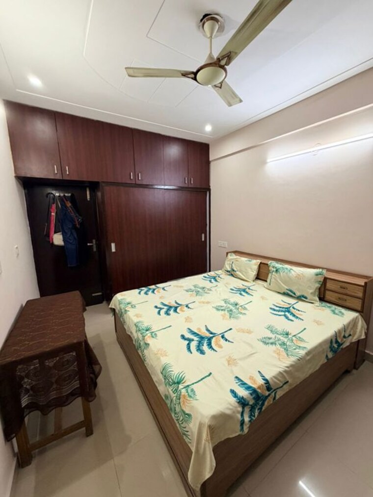 Bedroom, guru-nanak-enclave 3 Bedroom 1200 Sq.Ft. Independent House In Dhakoli Zirakpur 10151323