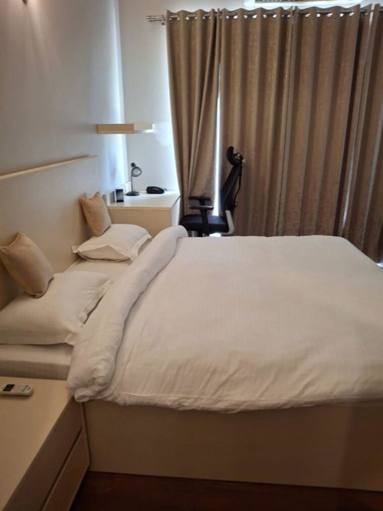 Bedroom, m3m-sky-lofts 1 Bedroom 716 Sq.Ft. Apartment In Sector 71 Gurgaon 10151407