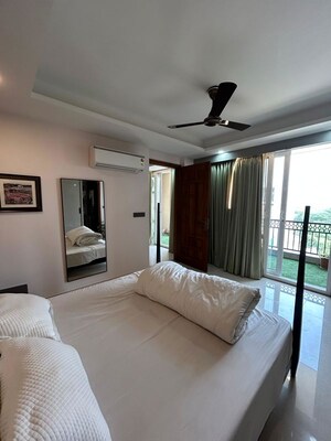 1 BHK Builder Floor For Rent in Sector 42