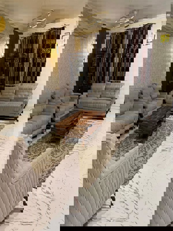 3.5 BHK + Pooja Room,Servant Room,Study Room,Extra Room 1895 Sq.Ft. Apartment in JMD Gardens