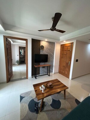 Living Room in 1 BHK Builder Floor at Sector 42 – for Rent