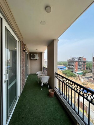 Balcony in 1 BHK Builder Floor at Sector 42 – for Rent