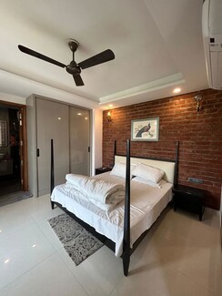 1 BHK Builder Floor For Rent in Sector 42