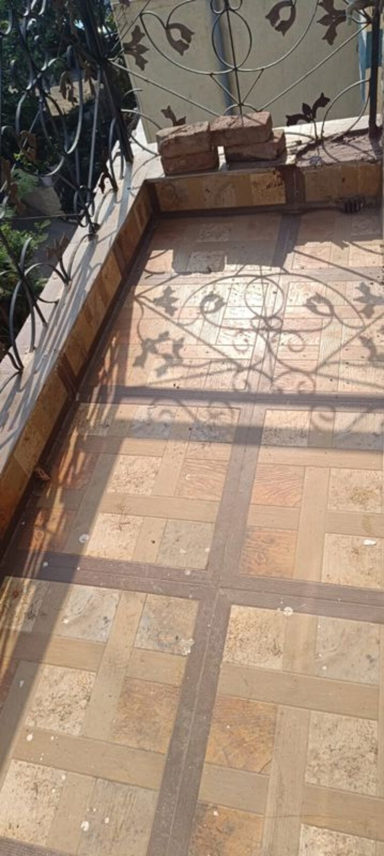 Balcony, vasant kunj 3 Bedroom 1500 Sq.Ft. Apartment In Vasant Kunj Delhi 10151477