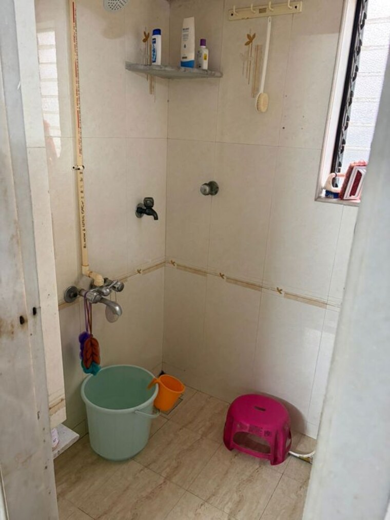 Bathroom, mahim-makarand-chs 2 Bedroom 750 Sq.Ft. Apartment In Mahim West Mumbai 10151501