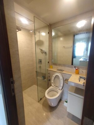 Bathroom in 1 BHK Apartment at Lalbaugcha Raja CHS, Parel – for Rent