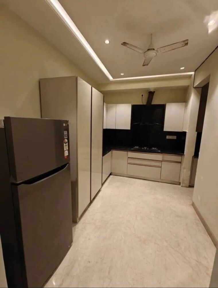 Kitchen, chattarpur 3 Bedroom 1300 Sq.Ft. Builder Floor In Chattarpur Delhi 10131010