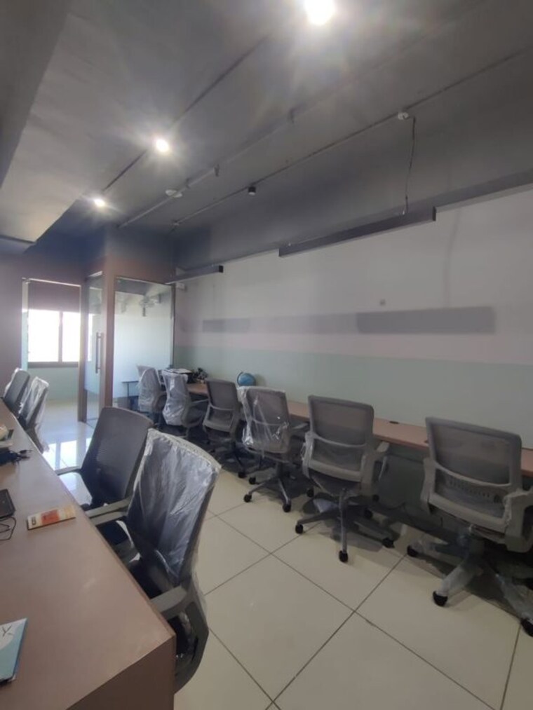 Gym, thaltej Commercial Office Space 1080 Sq.Ft. In Thaltej Ahmedabad 10151565