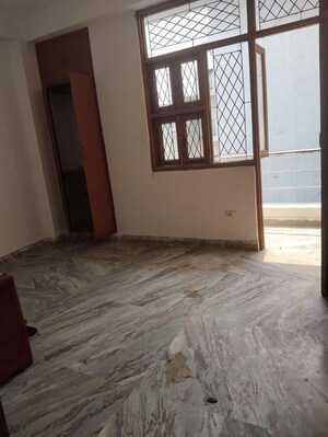 Room in 1 BHK Builder Floor at Neb Sarai – for Rent