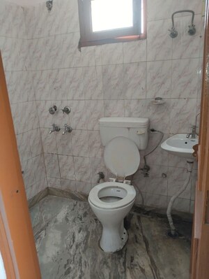 1 BHK Builder Floor For Rent in Neb Sarai