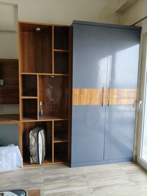 Furnished Amenities in 1 BHK Apartment at Paramount Golfforeste, Zeta I Greater Noida – for Rent