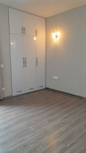 Room in 2 BHK Apartment at Ireo The Grand Arch, Sector 58 – for Rent