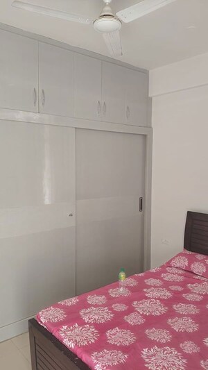 Room in 2 BHK Apartment at Breez Global Heights, Sohna Sector 33 – for Rent