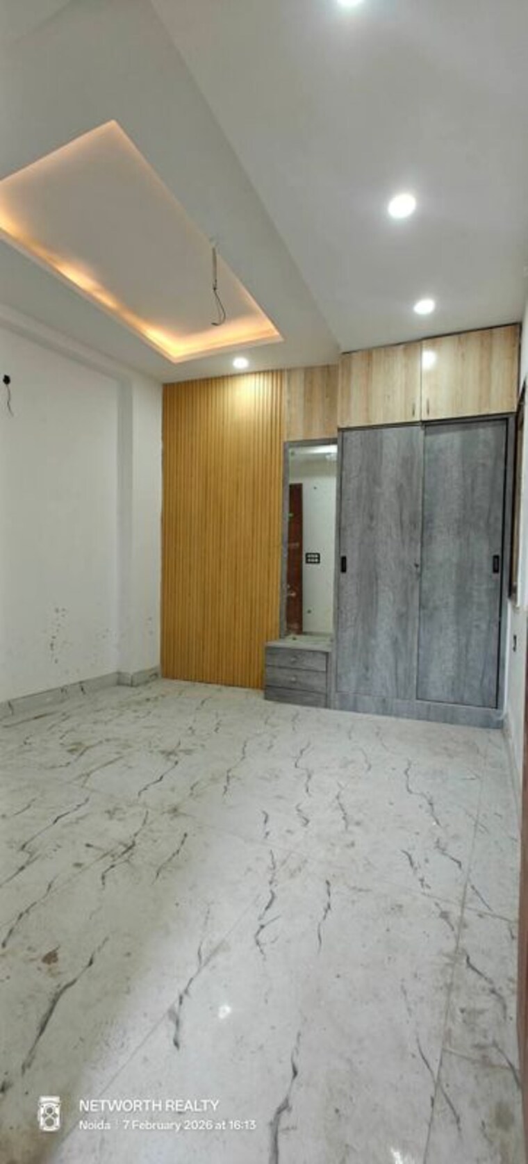 Room, sector 73 1 Bedroom 550 Sq.Ft. Builder Floor In Sector 73 Noida 10151664