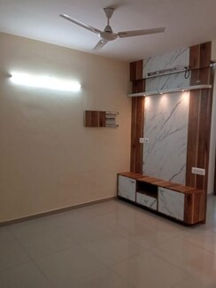 2 BHK Apartment For Rent in Pyramid Heights