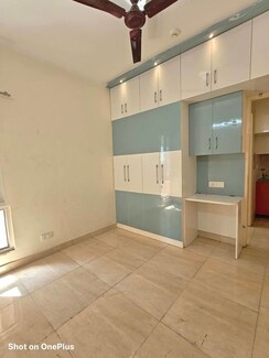 3 BHK + Extra Room Apartment For Rent in Gaur City 2 - 14th Avenue