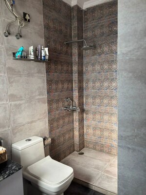 Bathroom in 2 BHK Builder Floor at Palam Vihar – for Rent