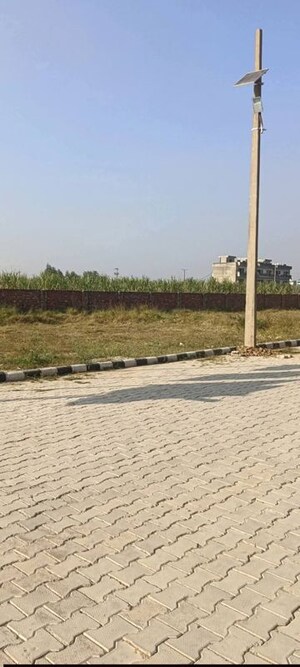  Plot For Sale in Sector 77