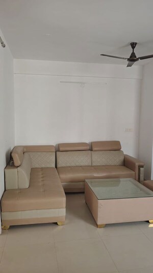 2 BHK Apartment For Rent in Breez Global Heights, Sohna Sector 33