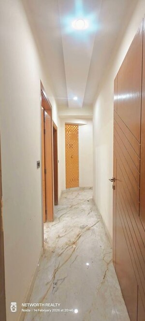 Building Lobby in 3 BHK Builder Floor at Sector 73 – for Sale