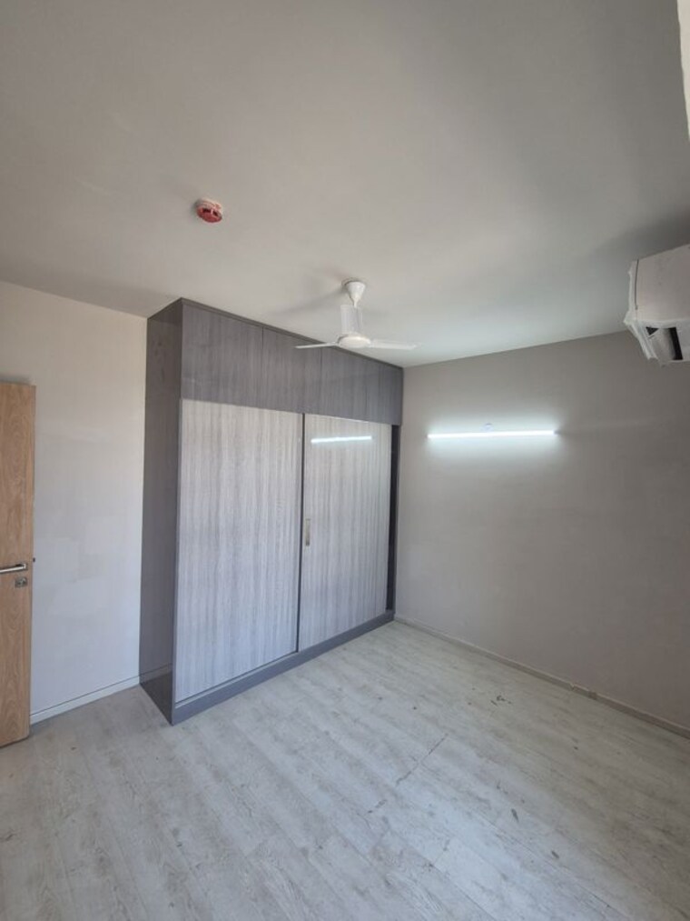 Room, kohli-one-malibu-town 3 Bedroom 1200 Sq.Ft. Builder Floor In Sector 47 Gurgaon 10151749