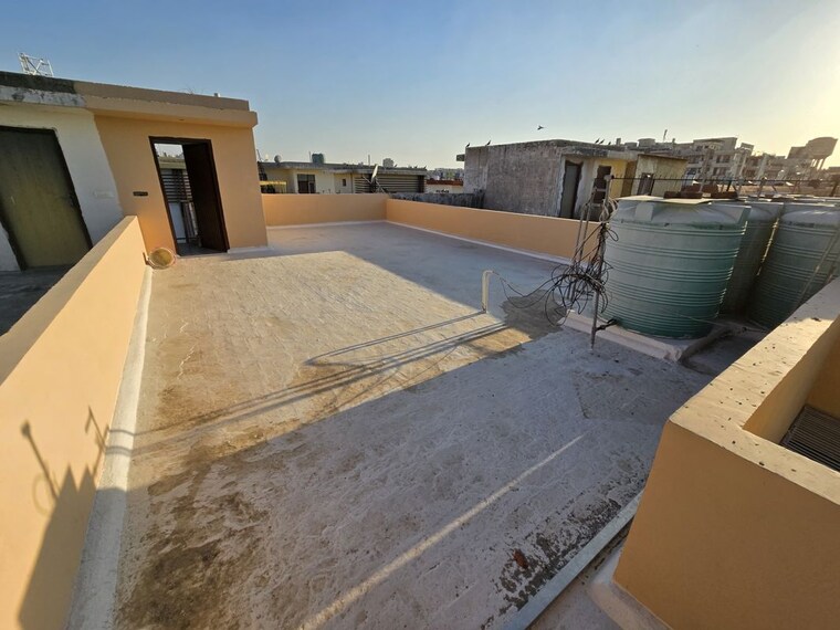 Swimming Pool, nk-savitry-enclave 2 Bedroom 1000 Sq.Ft. Builder Floor In Vip Road Zirakpur 10151752