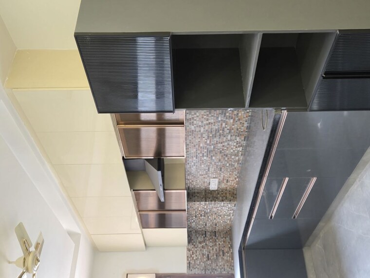 Kitchen, vipul-world-plots 3 Bedroom 2200 Sq.Ft. Builder Floor In Sector 48 Gurgaon 10151787