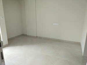 Room in 2 BHK Apartment at Thane West – for Rent