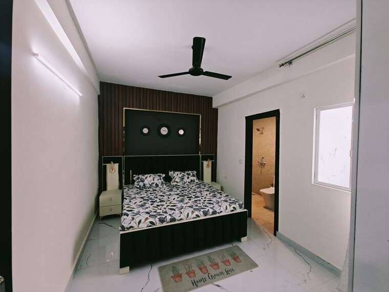 Bedroom, sector 73 2 Bedroom 1050 Sq.Ft. Builder Floor In Sector 73 Noida 10151798