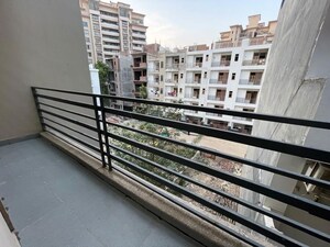 Balcony in 1 RK Builder Floor at Grand Mall, Sector 28 – for Rent