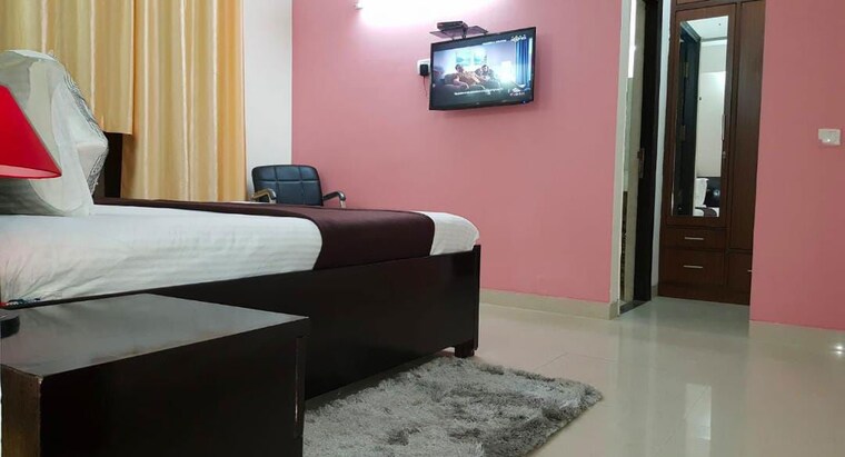 Living Room, unitech-the-residences-sector-33 3 Bedroom 1455 Sq.Ft. Builder Floor In Sector 33 Gurgaon 10151813