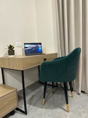 Master Bedroom in 1 BHK Builder Floor at Huda Market, Sector 31 – for Rent