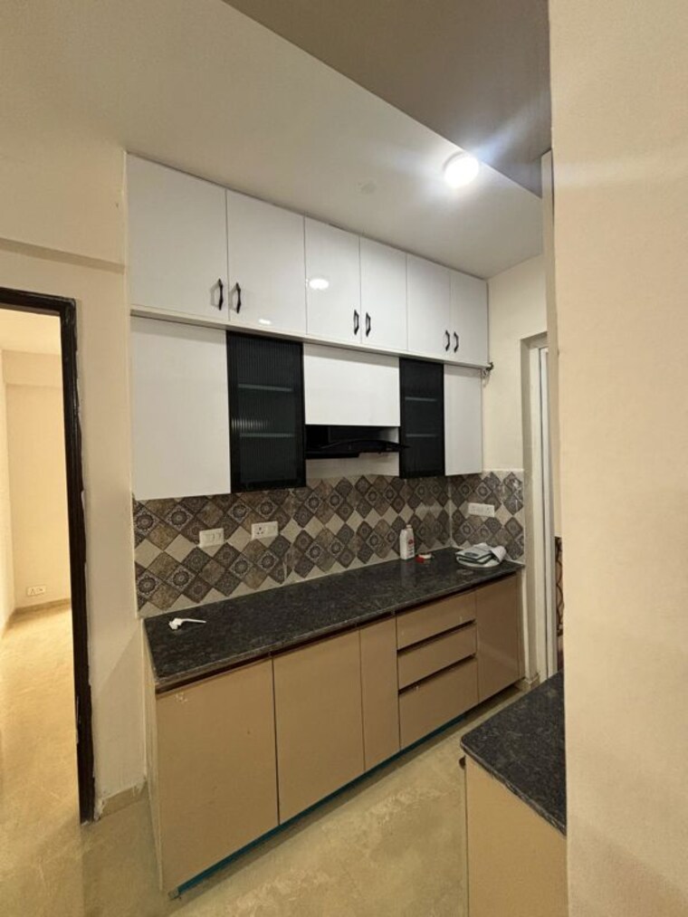 Kitchen, signature-global-park-4-and-5 3 Bedroom 1120 Sq.Ft. Builder Floor In Sohna Sector 36 Gurgaon 10151824