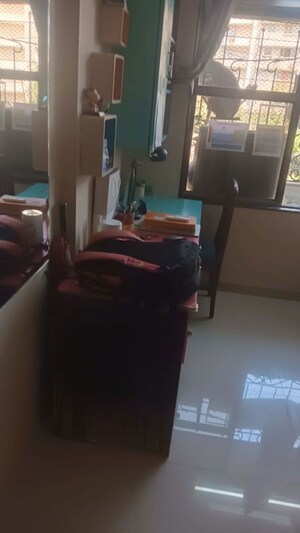 Room in 2 BHK Apartment at Nilgiri C Wing CHS, Andheri East – for Rent