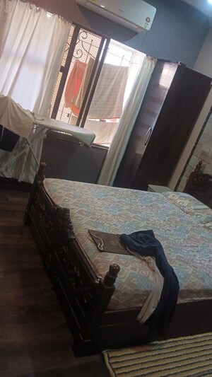 Master Bedroom in 2 BHK Apartment at Nilgiri C Wing CHS, Andheri East – for Rent