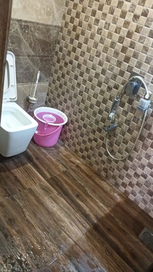 Bathroom in 2 BHK Apartment at Nilgiri C Wing CHS, Andheri East – for Rent