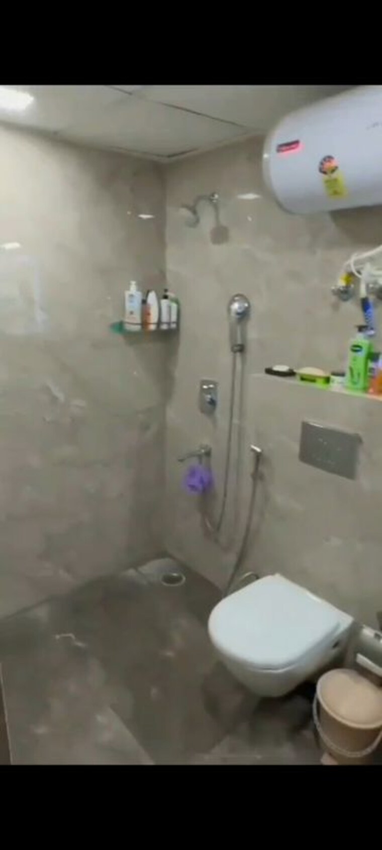 Bathroom, gaur-saundaryam-high-street 3.5 Bedroom 1800 Sq.Ft. Apartment In Tech Zone 4 Greater Noida Greater Noida 10151836