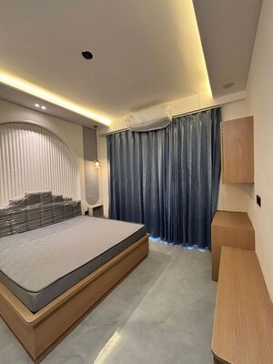 Bedroom in Studio Apartment at Sector 7 – for Rent