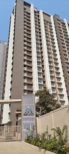 1 BHK + Servant Room Apartment For Rent in Raunak Bliss