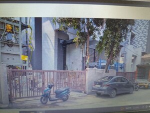 Building Lobby in 3 BHK Apartment at Mahesh Chandrakiran CHS, Khar West – for Sale
