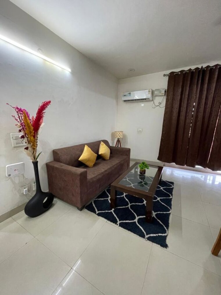 Living Room, huda-market 2 Bedroom 1100 Sq.Ft. Builder Floor In Sector 31 Gurgaon 10151919