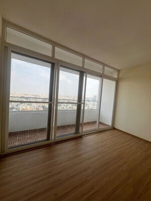 Room in 4 BHK Apartment at Habitat Aura, Bannerghatta Road – for Sale