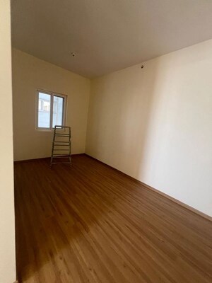 Room in 4 BHK Apartment at Habitat Aura, Bannerghatta Road – for Sale