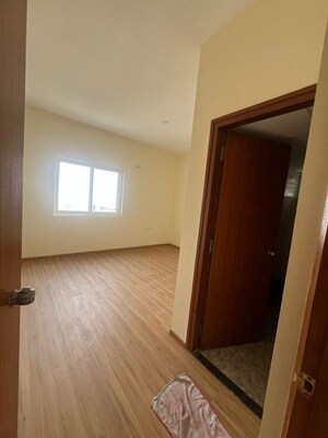 Room in 4 BHK Apartment at Habitat Aura, Bannerghatta Road – for Sale