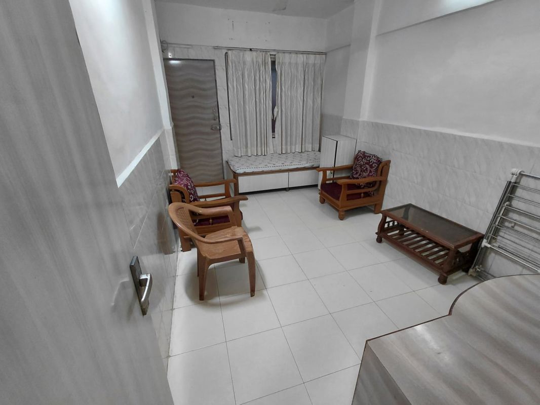 1 BHK + Study Room Apartment For Rent in Andheri West