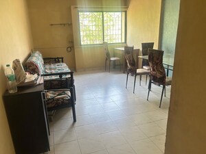 Living Room in 2 BHK Apartment at Giridhar Nagar – for Rent
