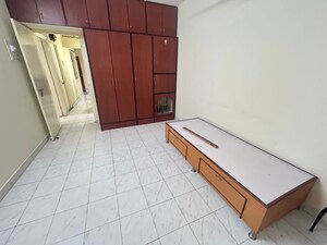 Room in 2 BHK Apartment at Giridhar Nagar – for Rent