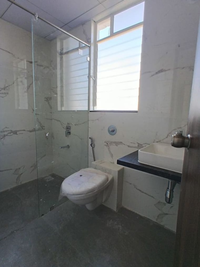 Bathroom, goel-ganga-serio 3 Bedroom 1069 Sq.Ft. Apartment In Kharadi Pune 10152076