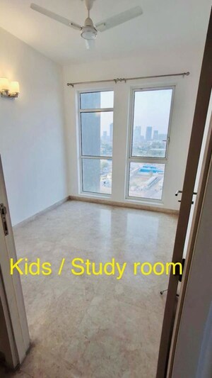 Room in 2 BHK Apartment at Ireo The Corridors, Sector 67a – for Rent